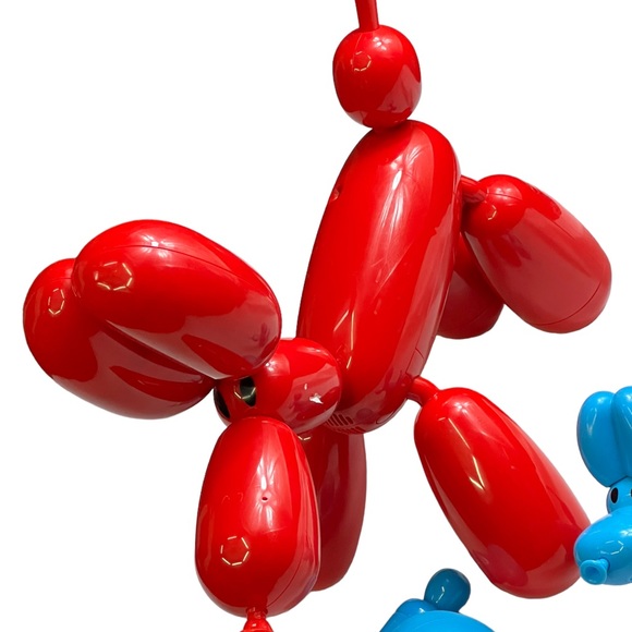 Moose Toys Squeakee The Balloon Dog Red Electronic Pet Interactive Sounds Moves. - Picture 5 of 16